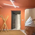 Nest With Private Garage Apartment *