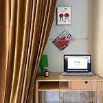 Nest With Private Garage Apartment